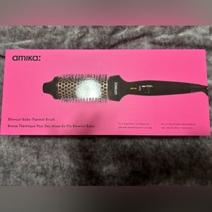Amika Blowout Babe Thermal Brush - never been used